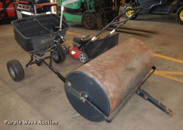 image for item MH9071 Lawn and garden equipment