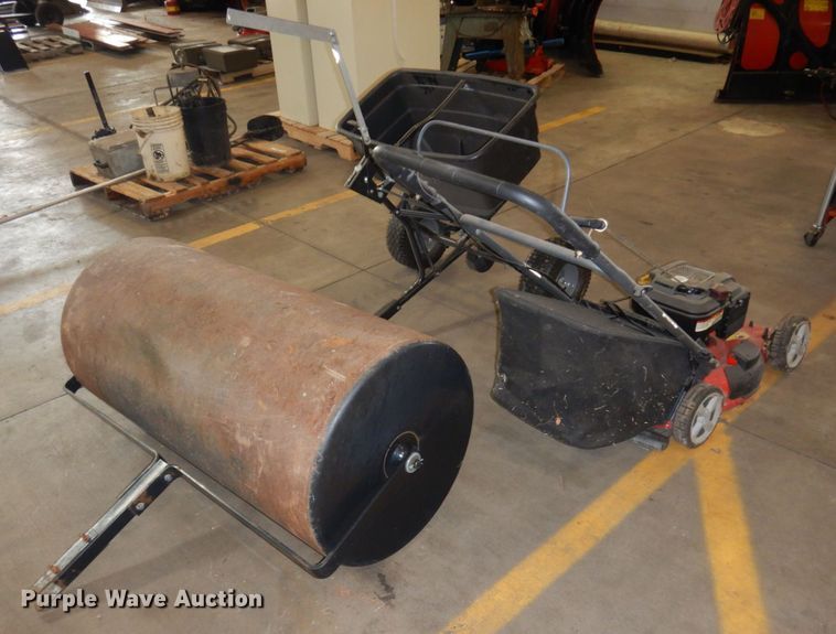 image for item MH9071 Lawn and garden equipment