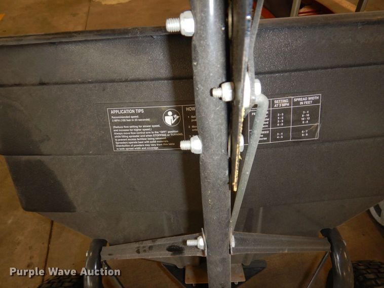 image for item MH9071 Lawn and garden equipment