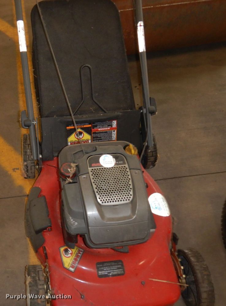 image for item MH9071 Lawn and garden equipment