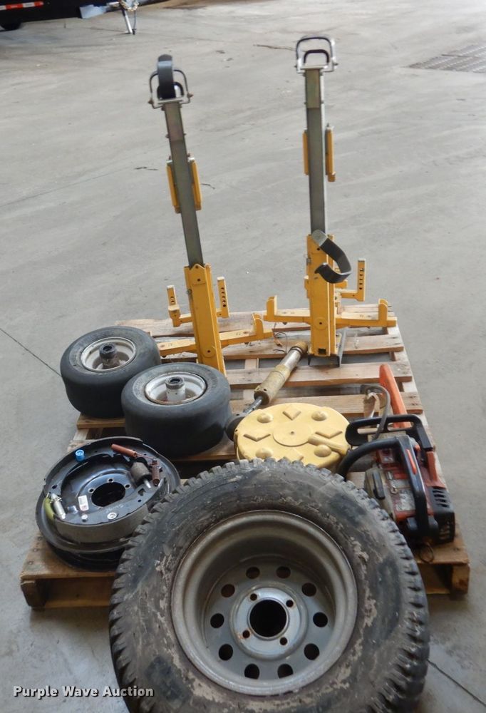 image for item MH9073 Tools