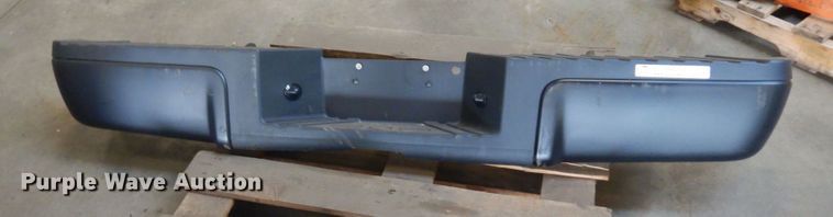 image for item MH9074 2011 Ford F350  bumper