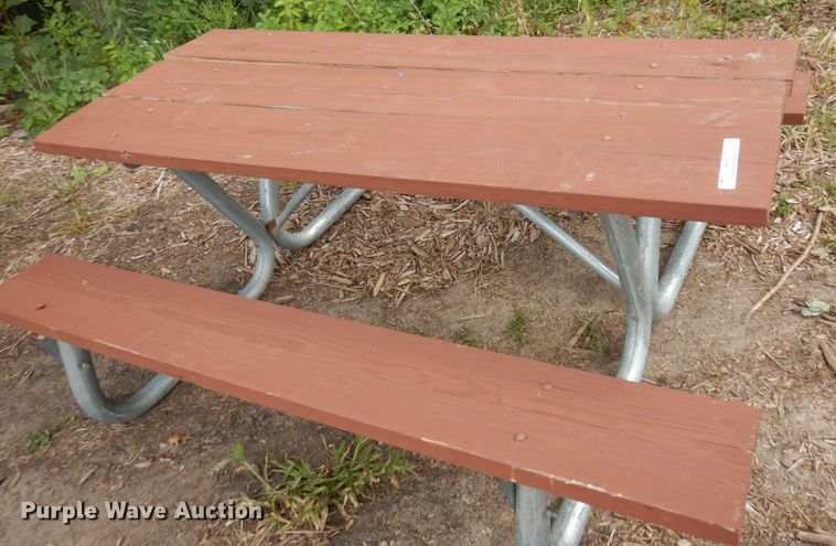 image for item MH9079 (5) picnic tables