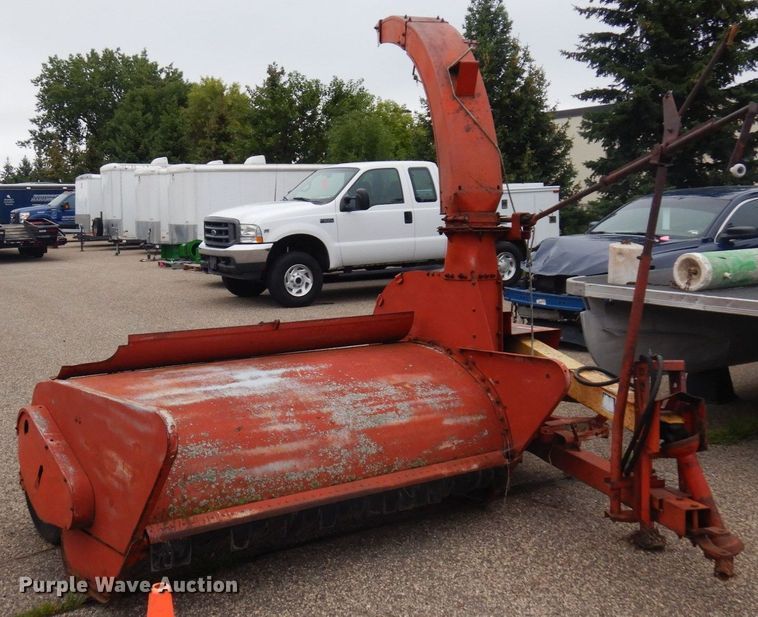 image for item MH9094 New Holland 38  forage harvester