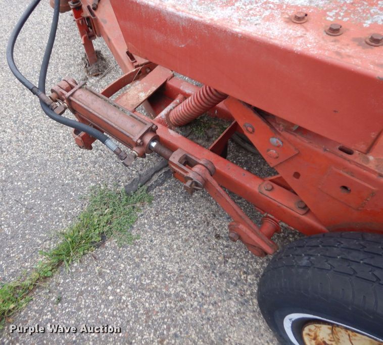 image for item MH9094 New Holland 38  forage harvester