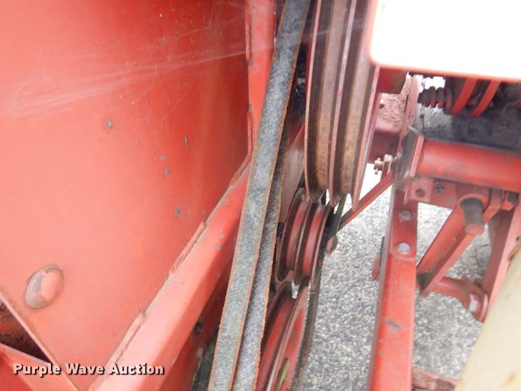 image for item MH9094 New Holland 38  forage harvester