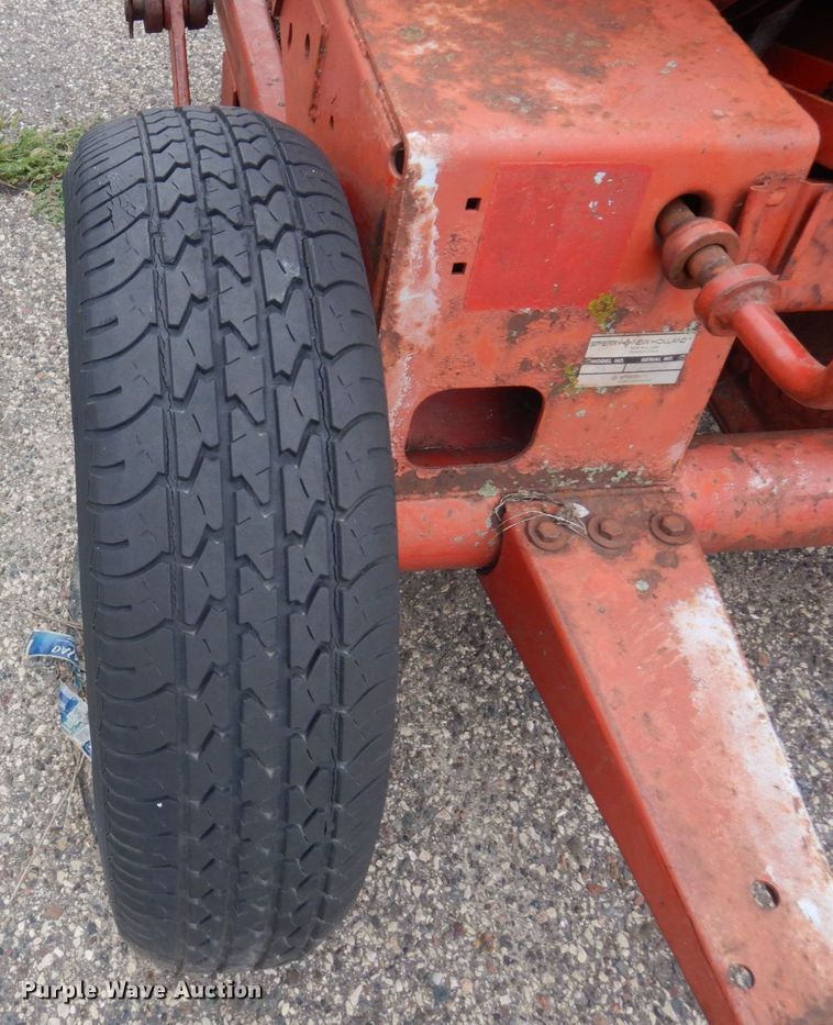 image for item MH9094 New Holland 38  forage harvester