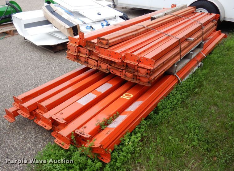 image for item MH9100 Approximately 39 pallet racking cross-members