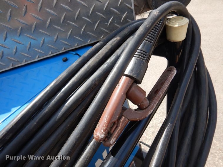 image for item MH9103 Miller Trailblazer 302  welder/generator