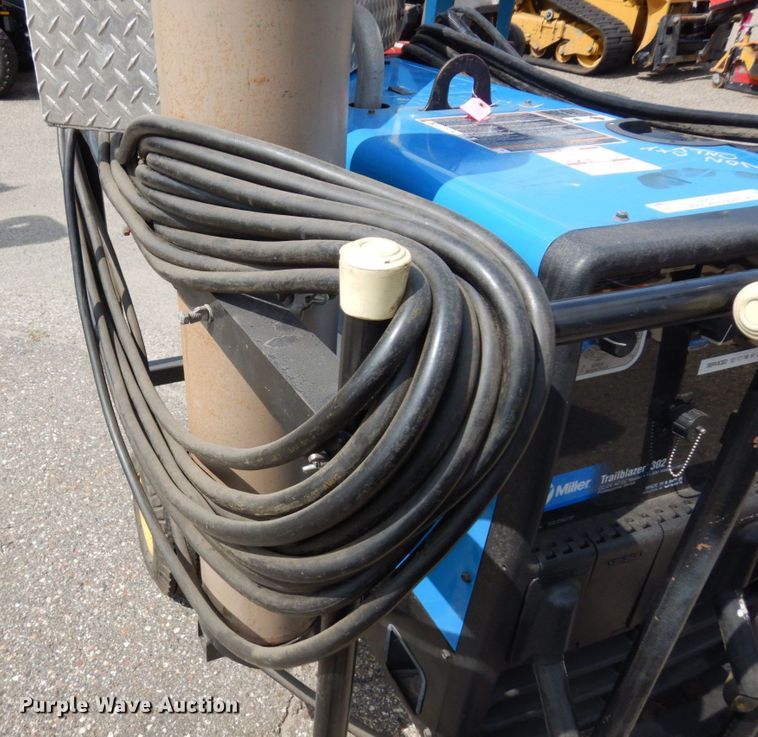 image for item MH9103 Miller Trailblazer 302  welder/generator