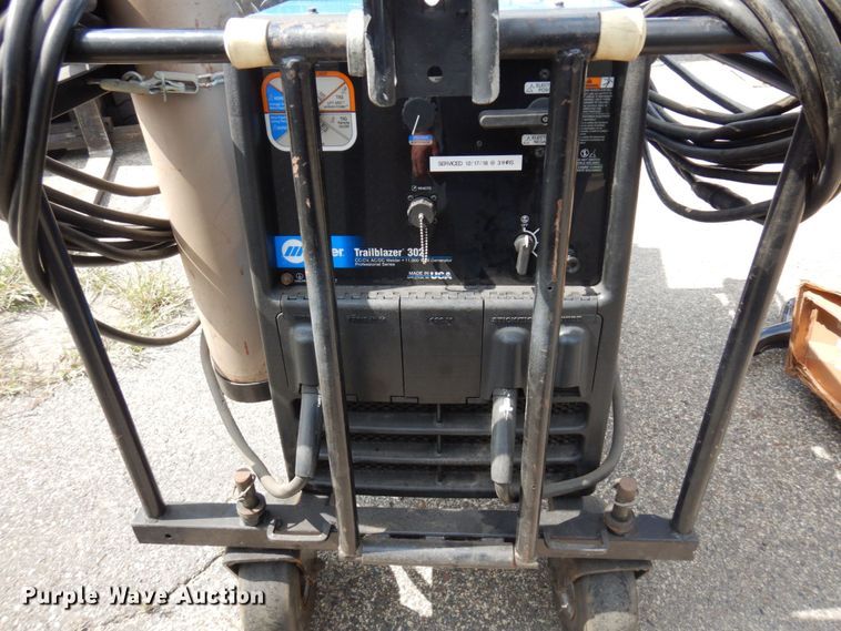 image for item MH9103 Miller Trailblazer 302  welder/generator