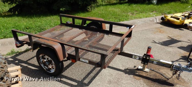 image for item MH9109 Utility trailer