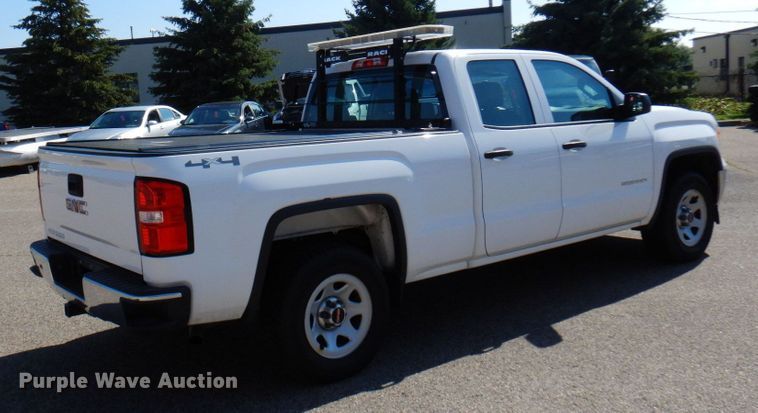 image for item MH9111 2015 GMC Sierra 1500  Double Cab pickup truck