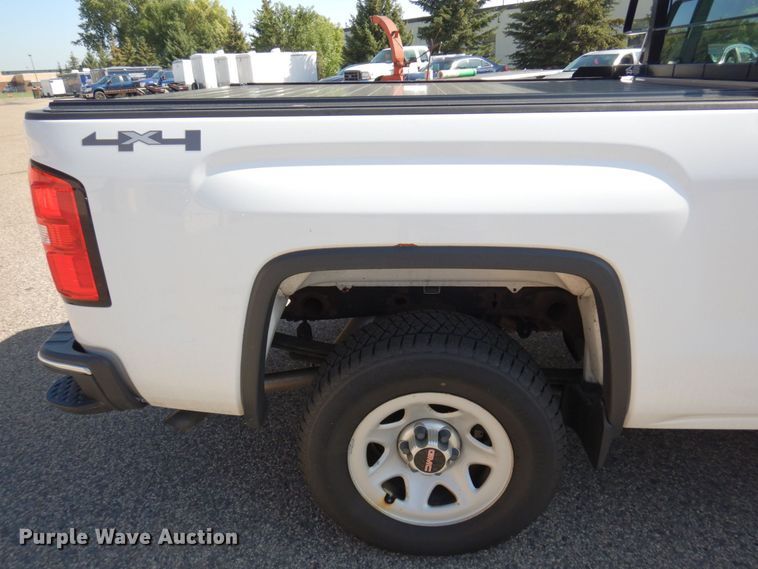 image for item MH9111 2015 GMC Sierra 1500  Double Cab pickup truck