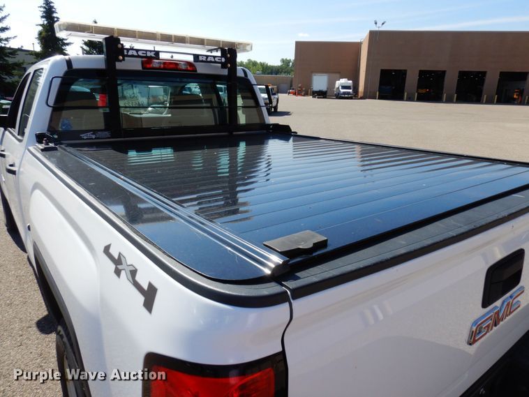 image for item MH9111 2015 GMC Sierra 1500  Double Cab pickup truck