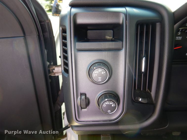 image for item MH9111 2015 GMC Sierra 1500  Double Cab pickup truck