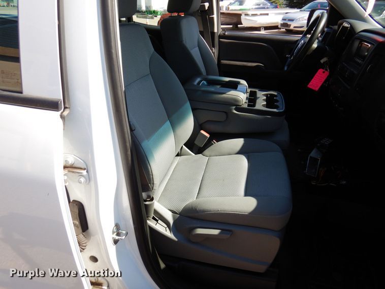 image for item MH9111 2015 GMC Sierra 1500  Double Cab pickup truck