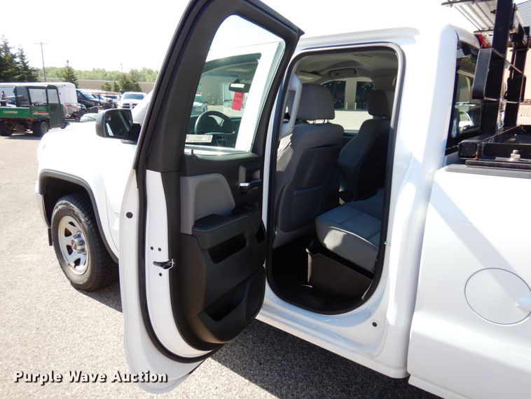 image for item MH9111 2015 GMC Sierra 1500  Double Cab pickup truck