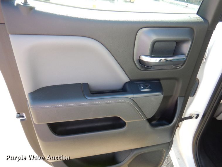 image for item MH9111 2015 GMC Sierra 1500  Double Cab pickup truck