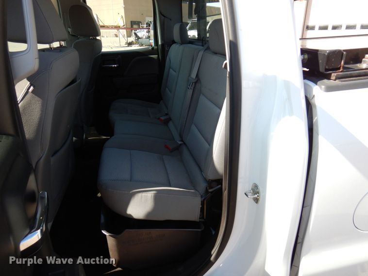 image for item MH9111 2015 GMC Sierra 1500  Double Cab pickup truck