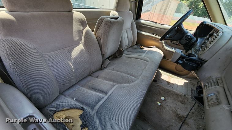 image for item MK9057 1998 Chevrolet Silverado 1500  pickup truck