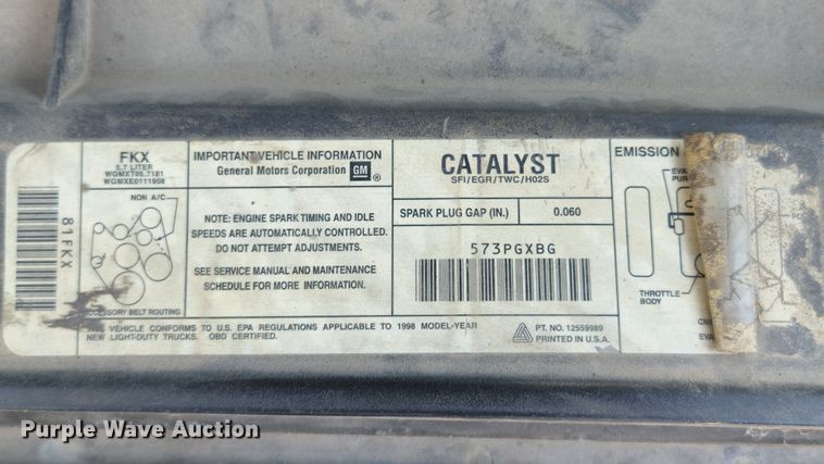 image for item MK9057 1998 Chevrolet Silverado 1500  pickup truck