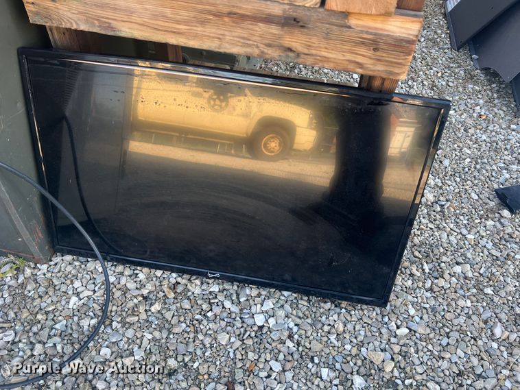 image for item MR9832 Office supplies and equipment