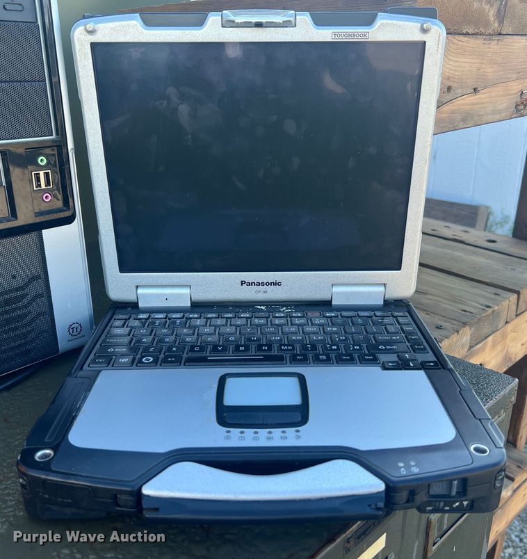 image for item MR9832 Office supplies and equipment