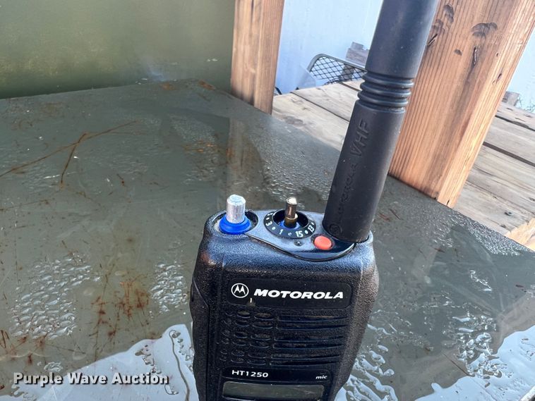 image for item MR9832 Office supplies and equipment