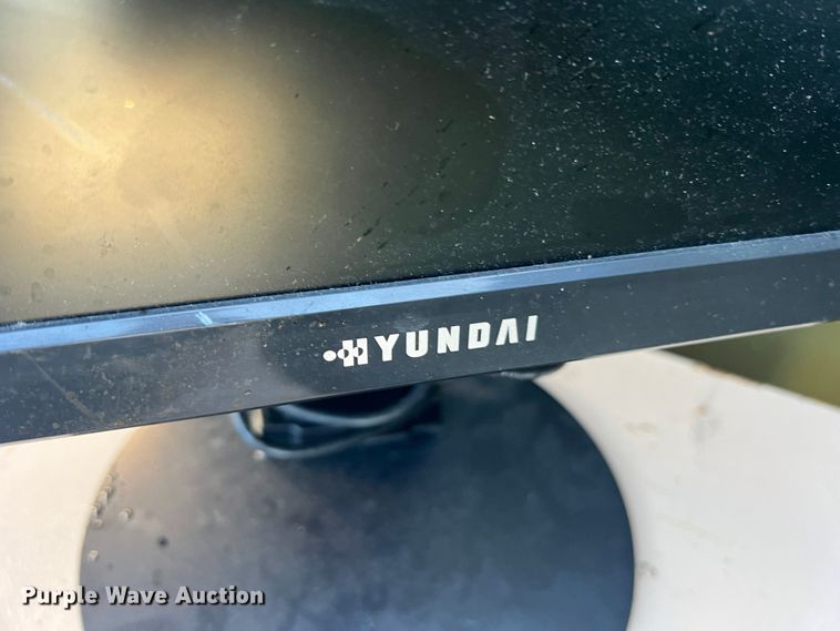 image for item MR9832 Office supplies and equipment