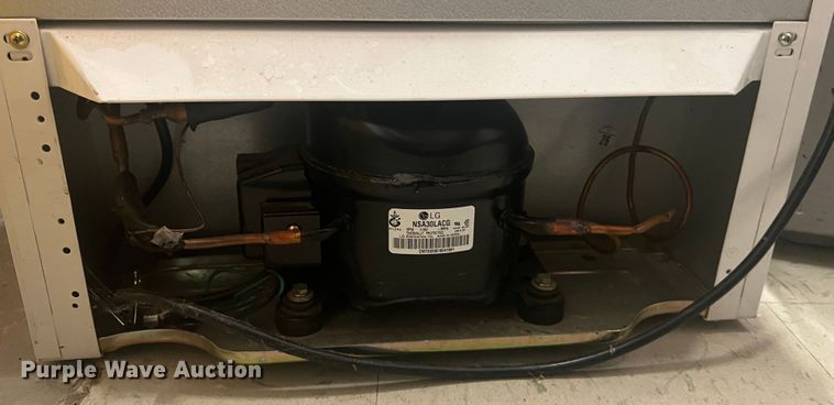 image for item MR9832 Office supplies and equipment