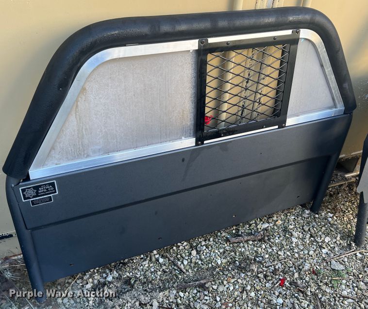 image for item MR9832 Office supplies and equipment