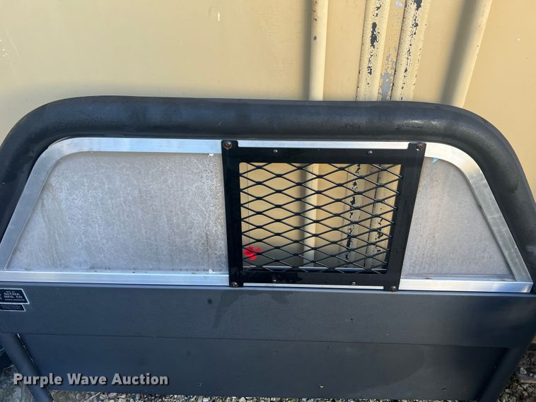 image for item MR9832 Office supplies and equipment