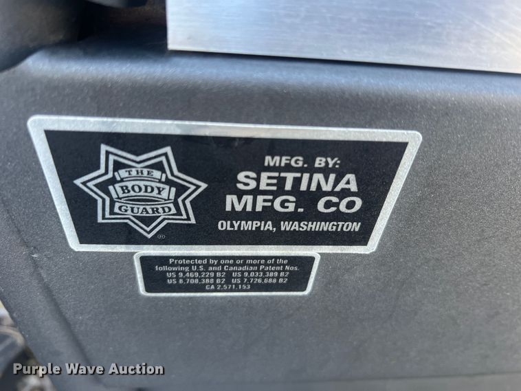 image for item MR9832 Office supplies and equipment