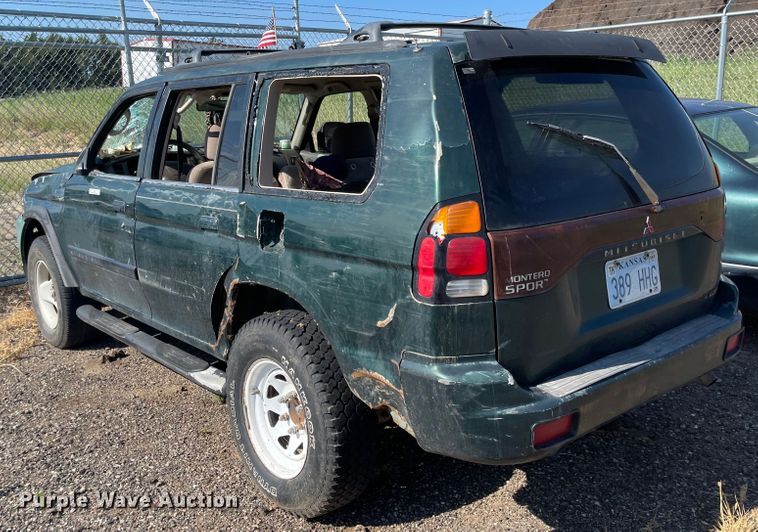 image for item MU9024 2000 Mitsubishi Montero Sport  SUV