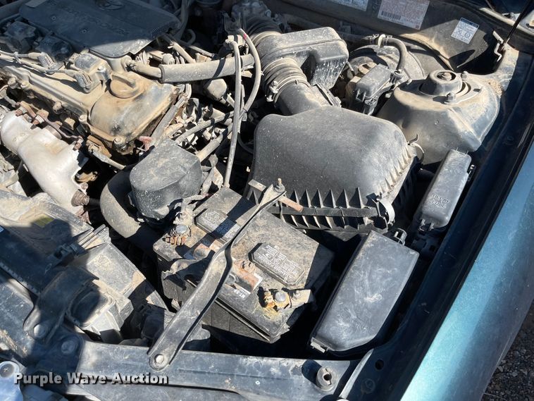 image for item MU9025 1999 Toyota Avalon