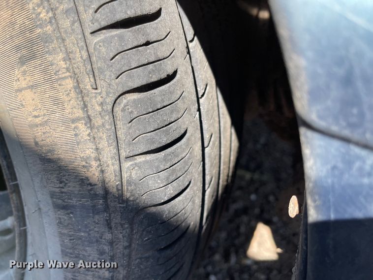 image for item MU9025 1999 Toyota Avalon