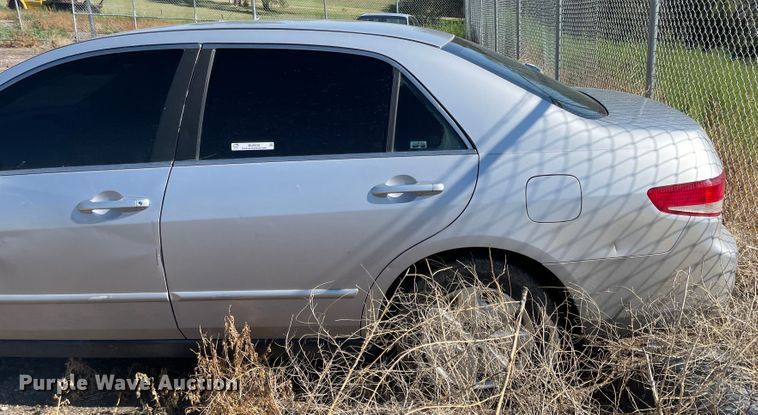 image for item MU9026 2004 Honda Accord