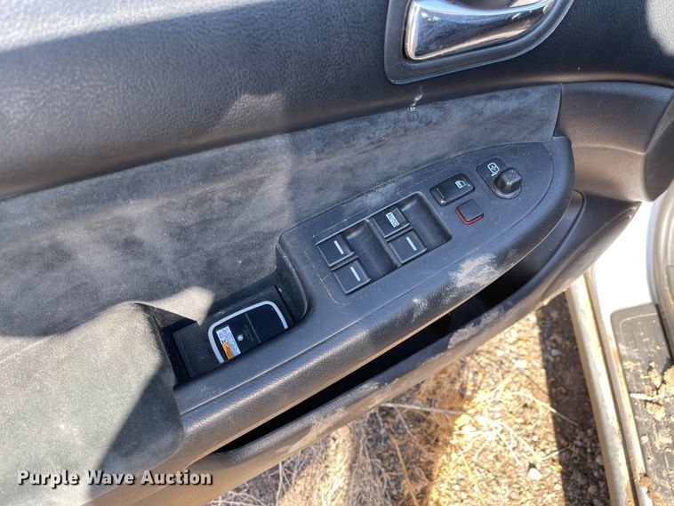 image for item MU9026 2004 Honda Accord