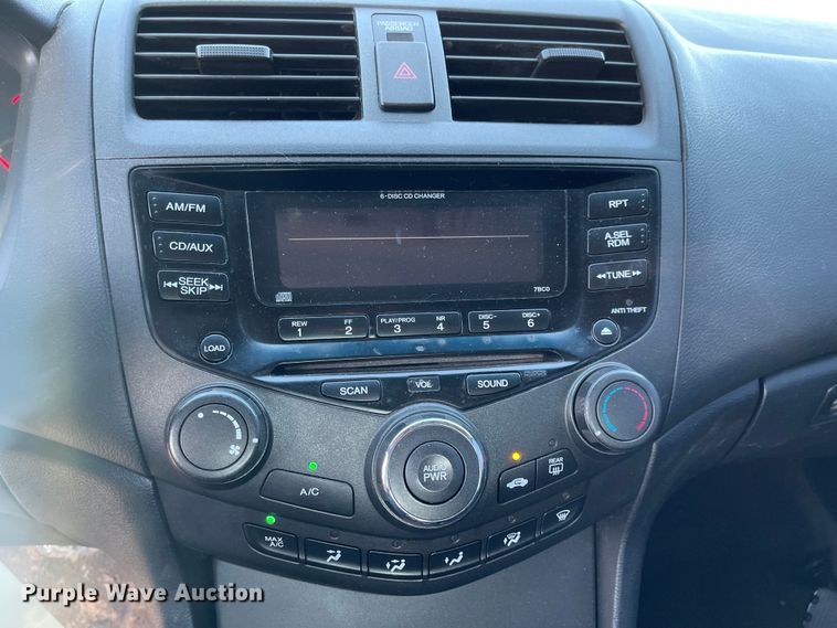 image for item MU9026 2004 Honda Accord