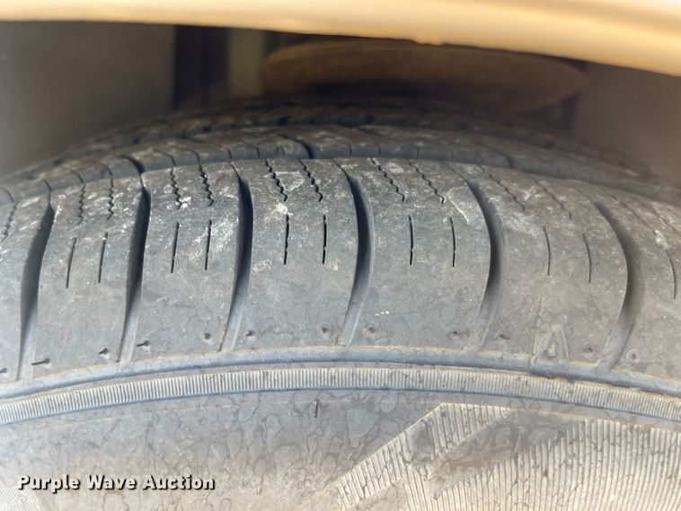 image for item MU9027 2001 Pontiac Grand Prix