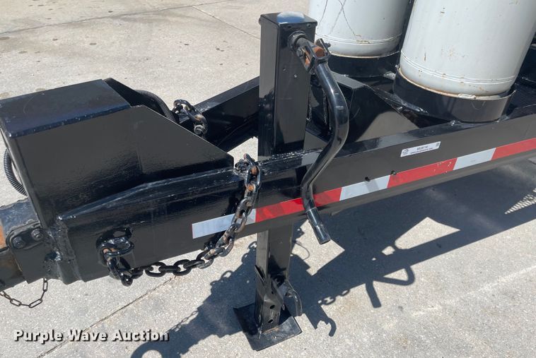 image for item MU9116 Roadmaster 300J  asphalt trailer