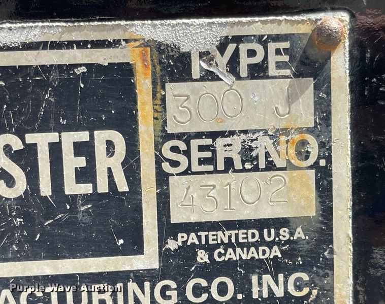 image for item MU9116 Roadmaster 300J  asphalt trailer