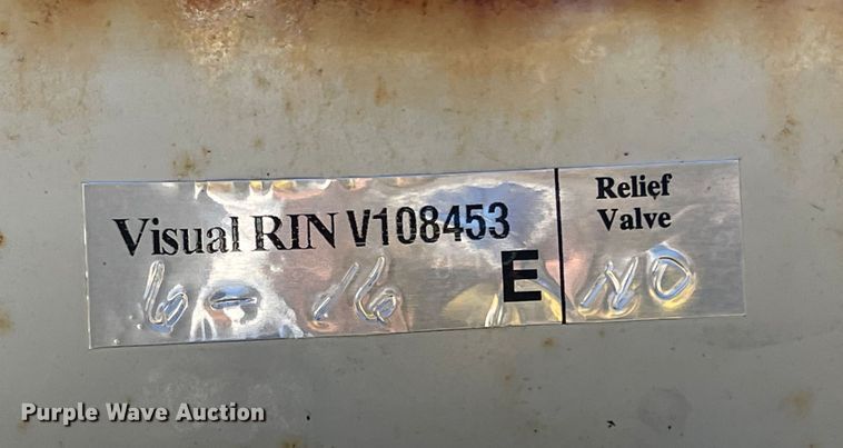 image for item MU9116 Roadmaster 300J  asphalt trailer