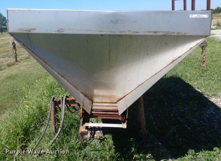 image for item MU9737 Henderson 10X304SSXHYD  stainless steel spreader