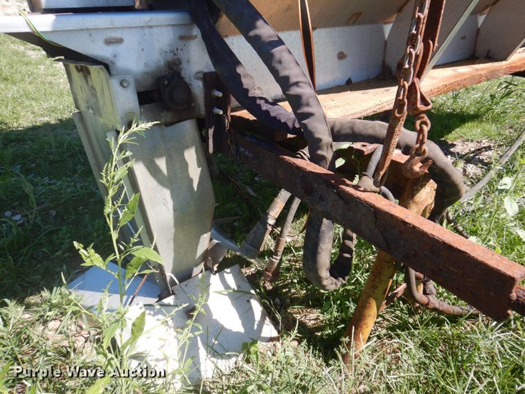 image for item MU9737 Henderson 10X304SSXHYD  stainless steel spreader