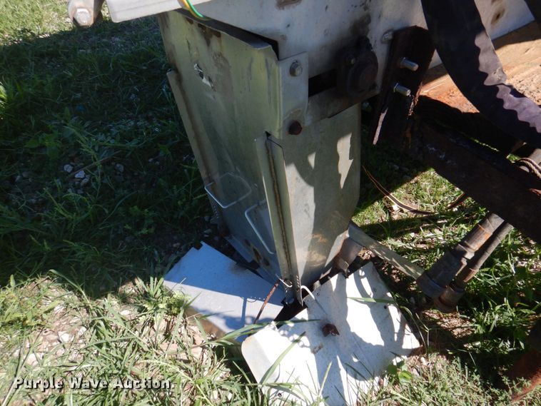 image for item MU9737 Henderson 10X304SSXHYD  stainless steel spreader