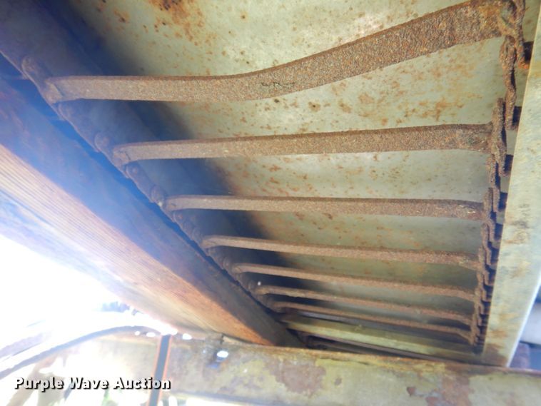 image for item MU9737 Henderson 10X304SSXHYD  stainless steel spreader