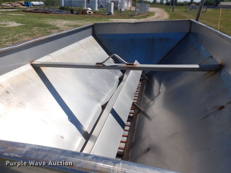 image for item MU9737 Henderson 10X304SSXHYD  stainless steel spreader