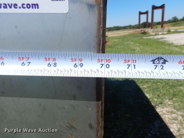 image for item MU9737 Henderson 10X304SSXHYD  stainless steel spreader